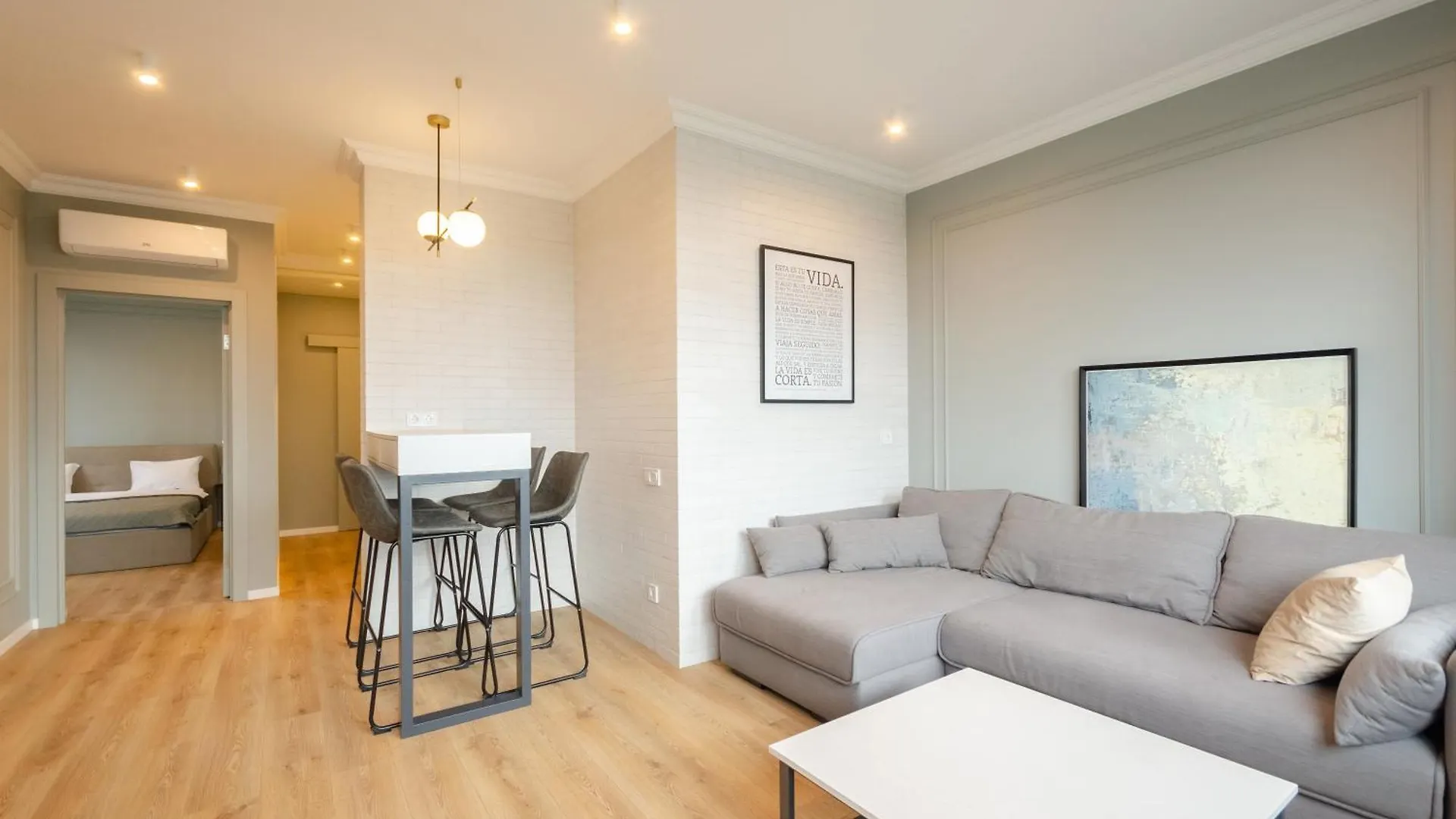 Petrovdom Apartments 17-183B In Rc New York Concept House, 74 Antonovycha Street Киев